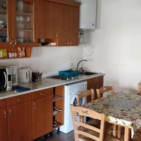 Oereghaz Vendeghaz * Lakhegy
